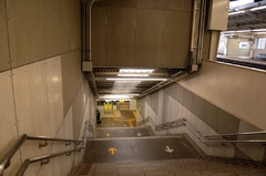 tokyo metro stairway